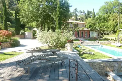 Image de Très belle Maison de caractère avec Piscine au Calme dans Ecrin de Verdure