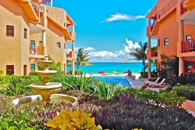 Image de Super Confortable et Calme * Oasis au 2ème étage * 4 lits * Luna E2-Susan Mattingly