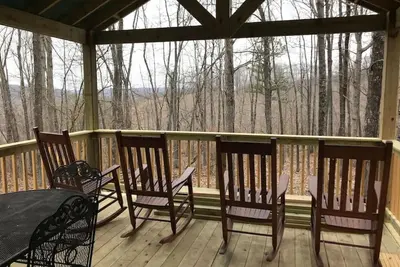 Image de Nouvelle cabine à quelques minutes de Black River avec Wifi et Tv satellite.