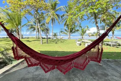 Image de 16 personnes, wifi du hamac et en plein air, paradis de la nature et aventure