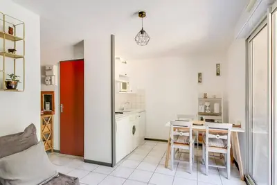 Image de Studio cabine avec parking proche centre Luz-Saint-Sauveur, balcon, pour 4 pers.