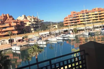Image de Appartement Avec PREMIÈRE Terrasse Ligne De Puerto Sotogrande.
