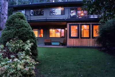 Image de Belle petite suite bien aménagée à proximité du centre-ville, des parcs et des restaurants