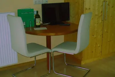 Chambre avec balcon - Ermi / Pracher