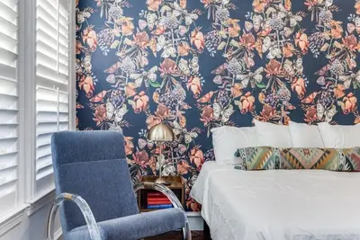 Image de Deux maisons de ville luxueuses | Walkable to Legacy Wes