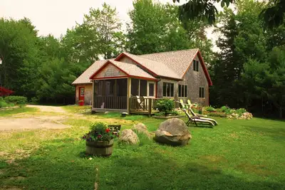 Image de Chalet en bord de mer ouvert toute l'année, vue sur la montagne de Cadillac, accès facile à Acadia