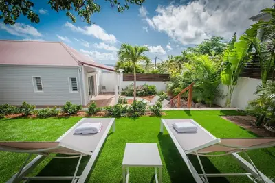 Image de Villa contemporaine neuve de 3 chambres à coucher à Pointe Milou