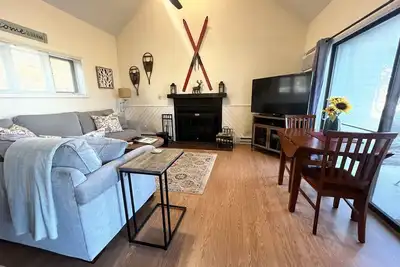 Image de Wintergreen Retreat Condo à proximité de tout & Dog Friendly (non-fumeurs)