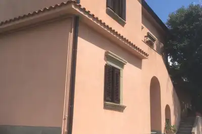 Image de Villa Fondo Arancia, avec piscine au milieu des orangers