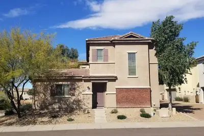 Image de Seulement 15 minutes de Cardinals Stadium, à 10 minutes à Peoria Baseball Complex