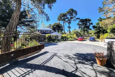 Image de Gated, PRIVÉ, Un Acre Par La Mer