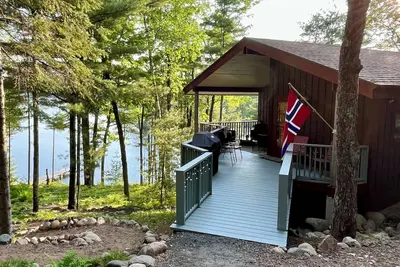 Image de Un petit morceau de Scandinavie dans les bois du nord, Spider Lake Chain, Hayward, Wi