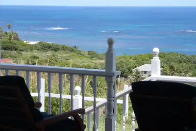 Image de Chalet d'accueil de style à Nevis avec des vues spectaculaires sur la mer des Caraïbes
