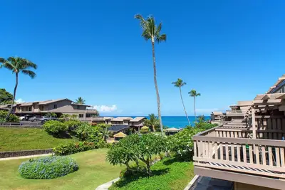Image de Kahana Sunset D9, 2 Bd / 2. 5 Ba - Cuisine entièrement équipée avec des souvenirs à faire!