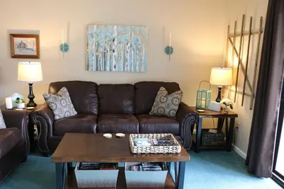 Image de Nouvellement rénové, sans étapes. Nous serions ravis de vous compter parmi nos invités!