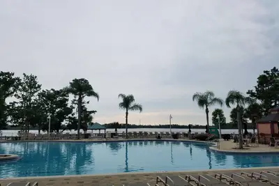 Image de Deal * 89 $ / N * 2. 5 Bed 2 Baths Suite Lake View * Du 6 Au 9 Au 18 Au 26-28 Mai *. 5 ÉTOILES. 8 personnes