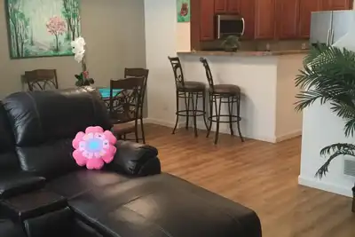 Image de Belle maison de ville à deux chambres, à 11 milles de Denver, à 29 kilomètres de l'aéroport