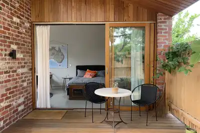 Image de Tout nouveau studio de jardin Inner City par Sedonia