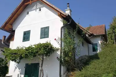 Image de Joyau dans le vignoble surplombant les basses terres pannoniennes 6 personnes