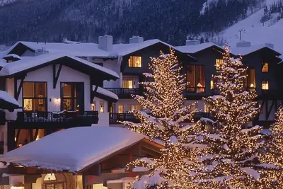 Image de Chalet de montagne à deux pas de la télécabine! Accès à 2 piscines et jacuzzis