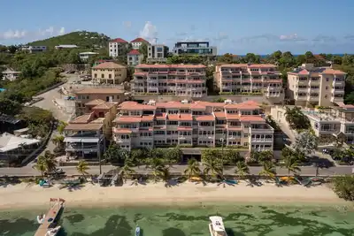 Image de Grande Bay Resort Condo - Venez séjourner au «Couchers de soleil et de la brise»