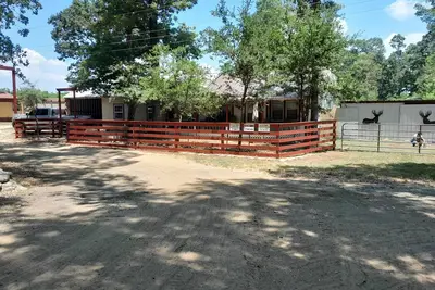 Image de Lake Sam Rayburn, Pa Pa's Cabin Rentals