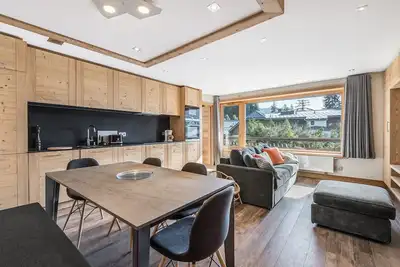 Image de Appartement rénové 2 chambres à Megève Centre avec balcon