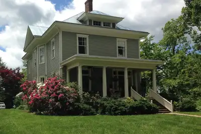 Image de Demeure majestueuse dans le centre-ville historique de Lexington, en Virginie