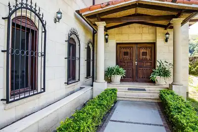 Image de Belle maison proche du centre ville id��ale pour des vacances en famille!