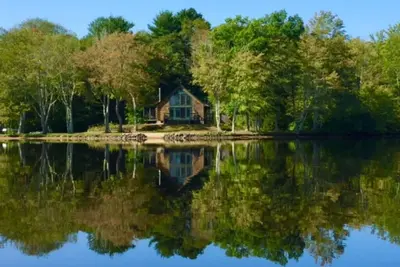 Image de La cabine sur l'étang Pachaug