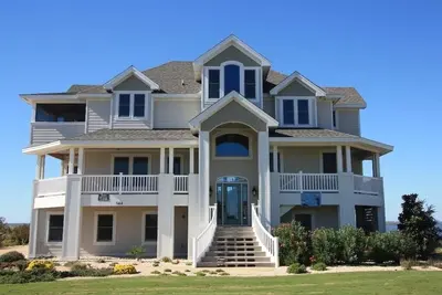 Image de Sounds Like Fun: 6 Br / 6 Ba maison à Corolla, pour 16 personnes