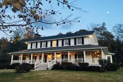 Image de Willow Pond Nashville, Ferme de luxe coloniale cinq étoiles idéale pour les groupes de Lg!