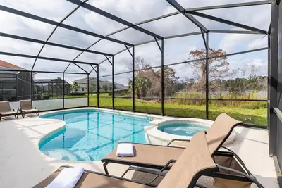 Image de Nouveau 6 chambres, 16 personnes, vue sur la conservation, piscine et spa, salle de jeux multimédia