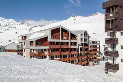 Image de Chalet en France avec appartements modernes