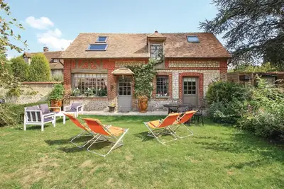 Image de Superbe maison aux Damps avec WiFi