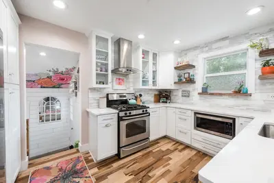 Image de Urban Farm et Garden Cottage