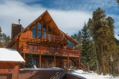 Image de Vues panoramiques sur les pistes de ski. Navette gratuite vers les pistes et la ville. * Nuit Gratuite *