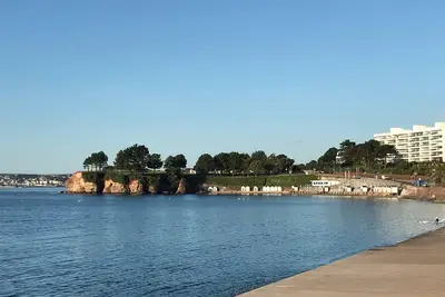 Image de Coaching mews à quelques pas du port et du centre ville dans un cul de sac tranquille - 2 chambres au rez de chaussée