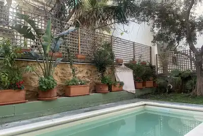 Image de Mets Garden Charme - Charmant appartement en centre ville avec jardin privé