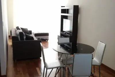 Image de Appartement ensoleillé avec piscine