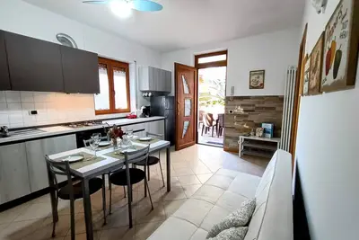 Image de Appartement cosy Stella, jardin, lac, montagne, détente, animaux acceptés