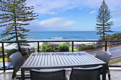 Unit 5, Phoenix Apartments, 1736 David Low Way Coolum Beach, Lin Included, 500 Bond