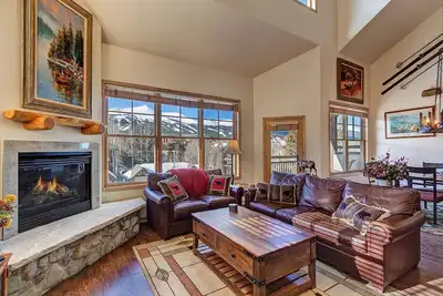 Image de Penthouse Breckenridge condo, à pied du centre-ville, à côté des ascenseurs, de belles vues