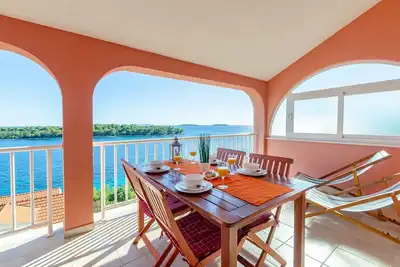 Image de Appartement d'une chambre avec la terrasse et la vue sur le mer Karbuni, Korcula (A-13217-e)