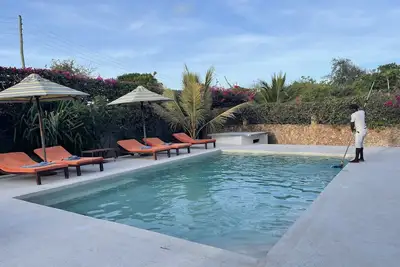 Image de Maison de luxe près de la plage de sable blanc du parc marin de Malindi