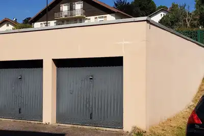 Image de Appartement rénové en résidence 4-5 personnes à 300m du centre-ville et du lac