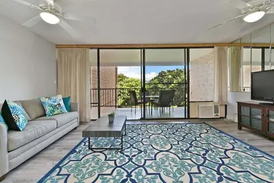 Image de Kak A207- Superbe unité récemment rénovée en face de la plage!