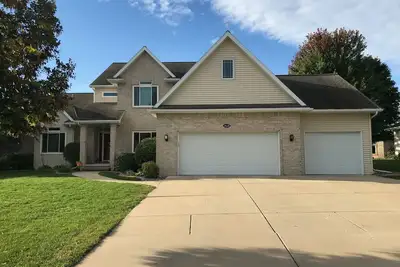 Image de Spacieux Green Bay Home