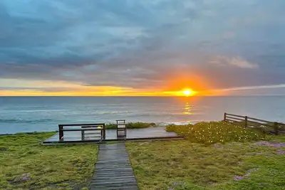 Image de Maison privée à l'avant de l'océan dans la région de la baie