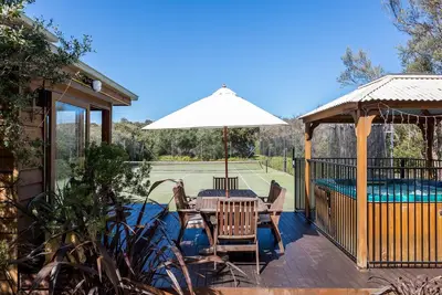Image de The Heyfield Hideaway: Tennis & Spa - Pet Friendly, Tennis Court, Wifi